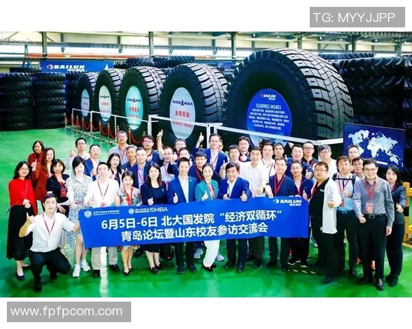 上海攀岩队比赛经验分析与表现评估的深度研究与探讨 上海攀岩队比赛经验分析与表现评估的深度研究与探讨