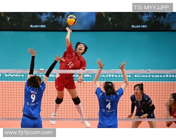 成都排球队荣登全国排球配合排行榜第十位展现出色团队实力与潜力 成都排球队荣登全国排球配合排行榜第十位展现出色团队实力与潜力