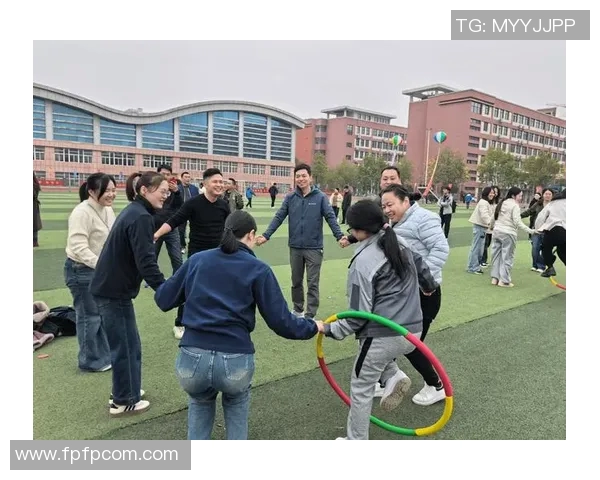 深圳飞盘队的团队协作之道：如何在飞盘运动中实现默契与配合